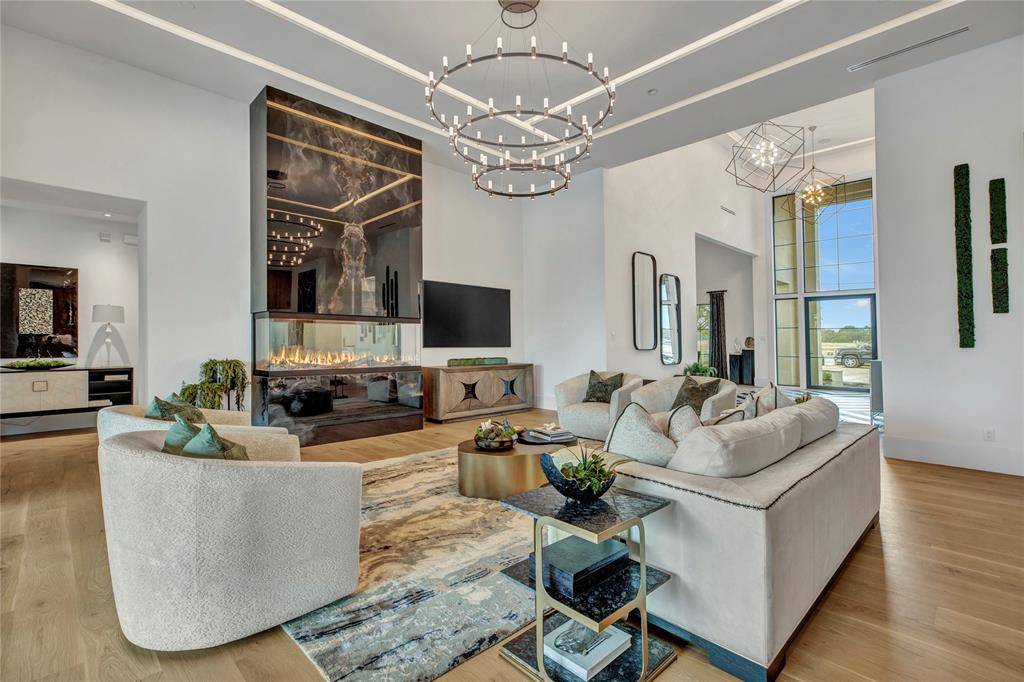 1125 W Blondy Jhune Road, Lucas, TX 75002