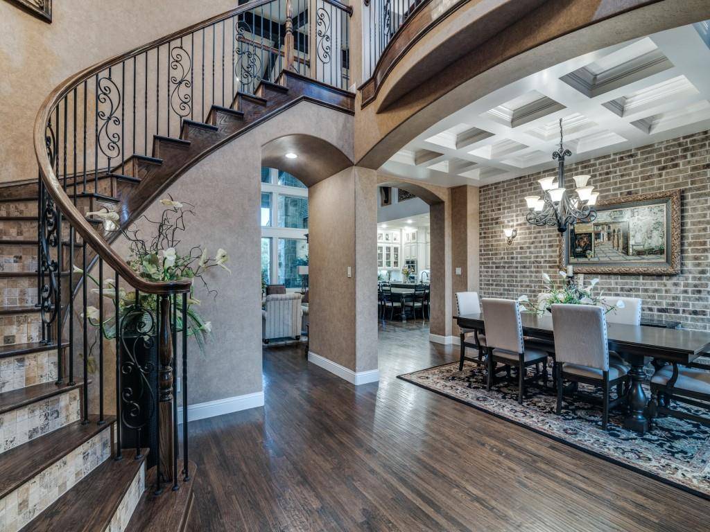 5808 Naples Drive, Flower Mound, TX 75028