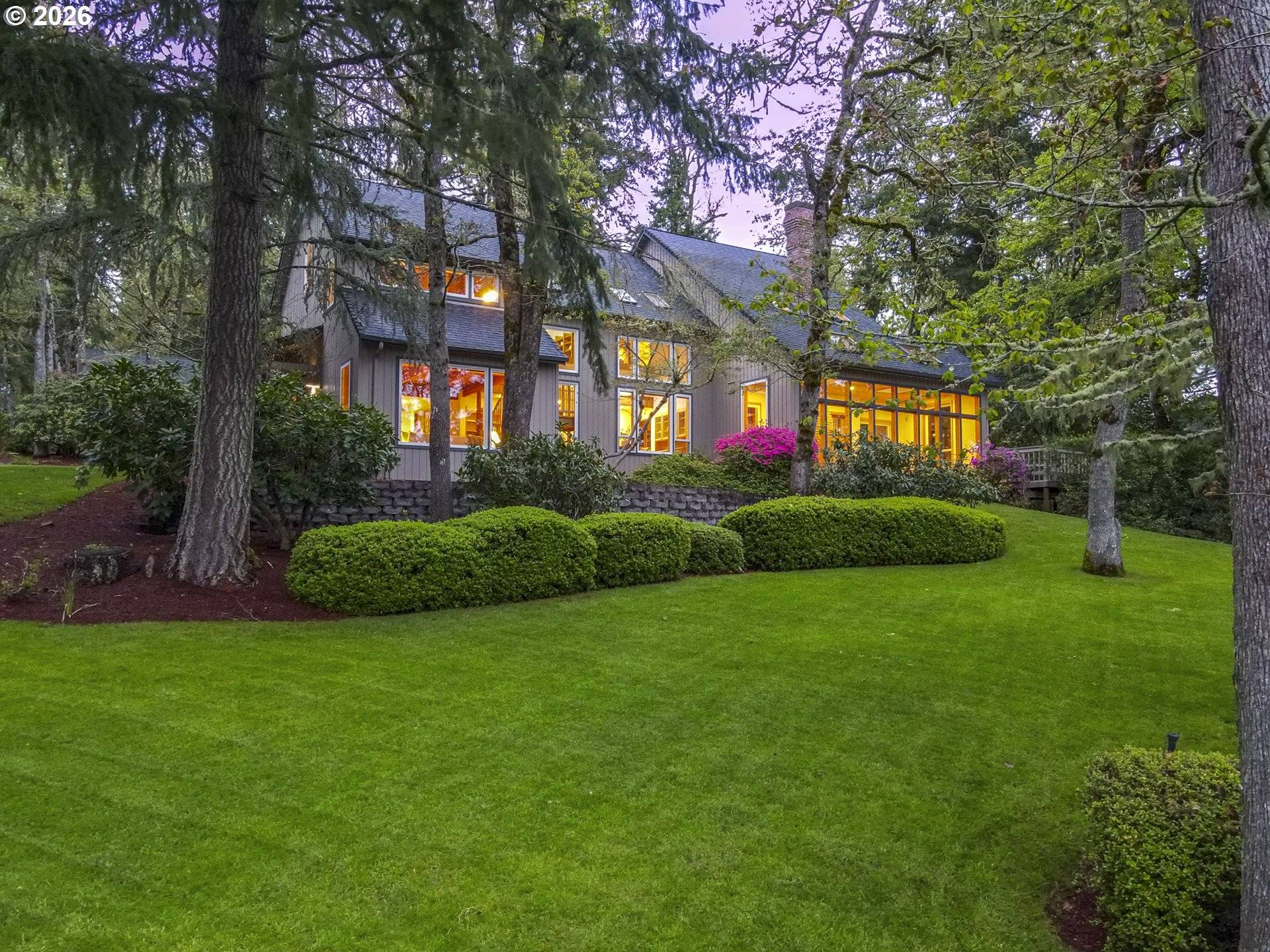 5171 SOLAR HEIGHTS DR, Eugene, OR 97405