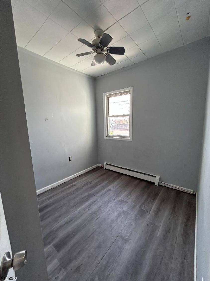 550 River St, Paterson City, NJ 07524