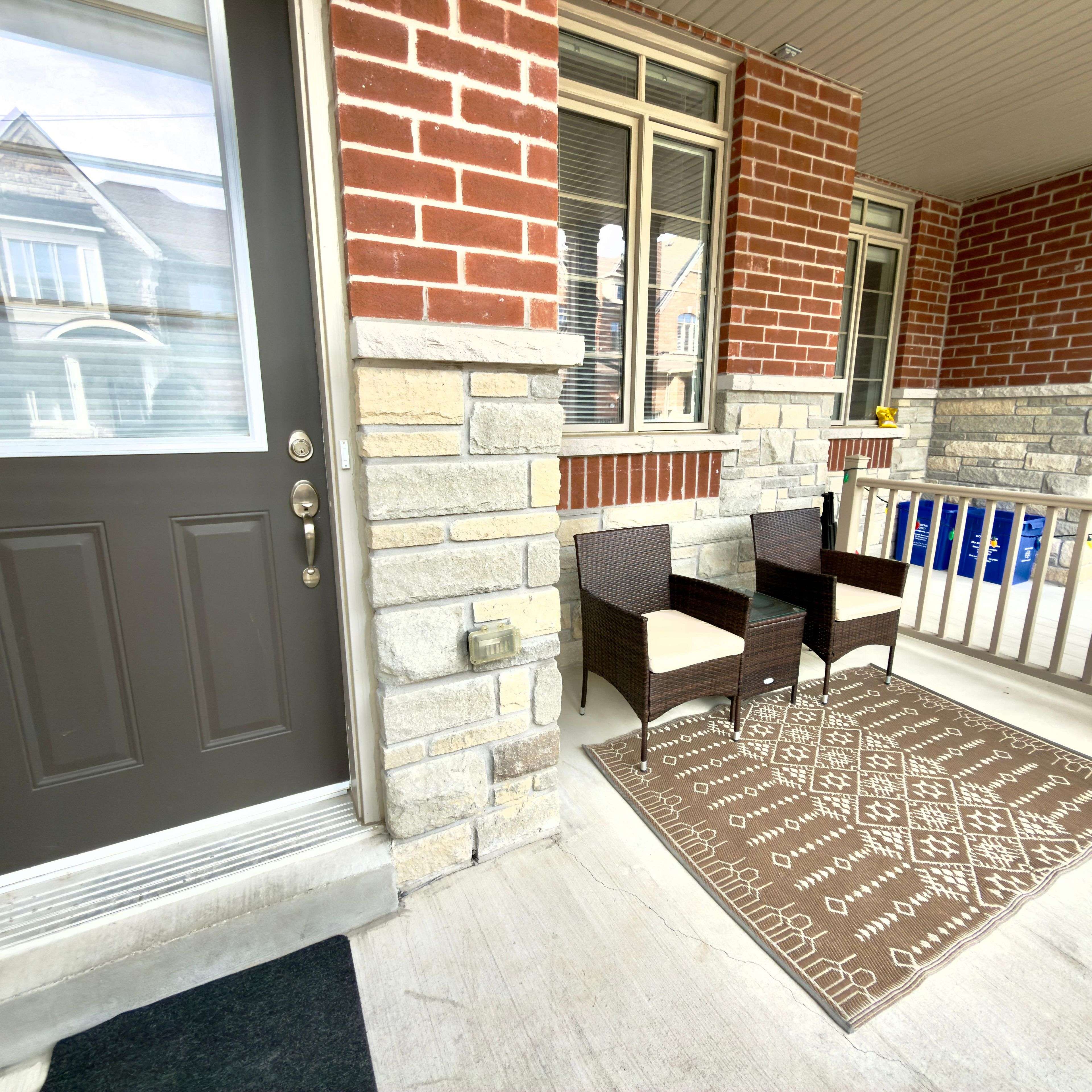 12 cachia LN, Ajax, ON L1T 0P8