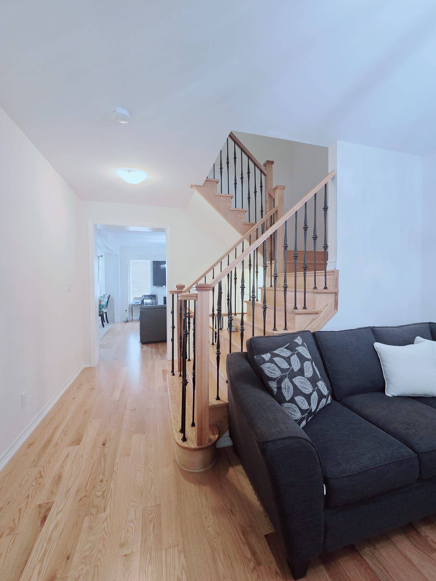 12 cachia LN, Ajax, ON L1T 0P8