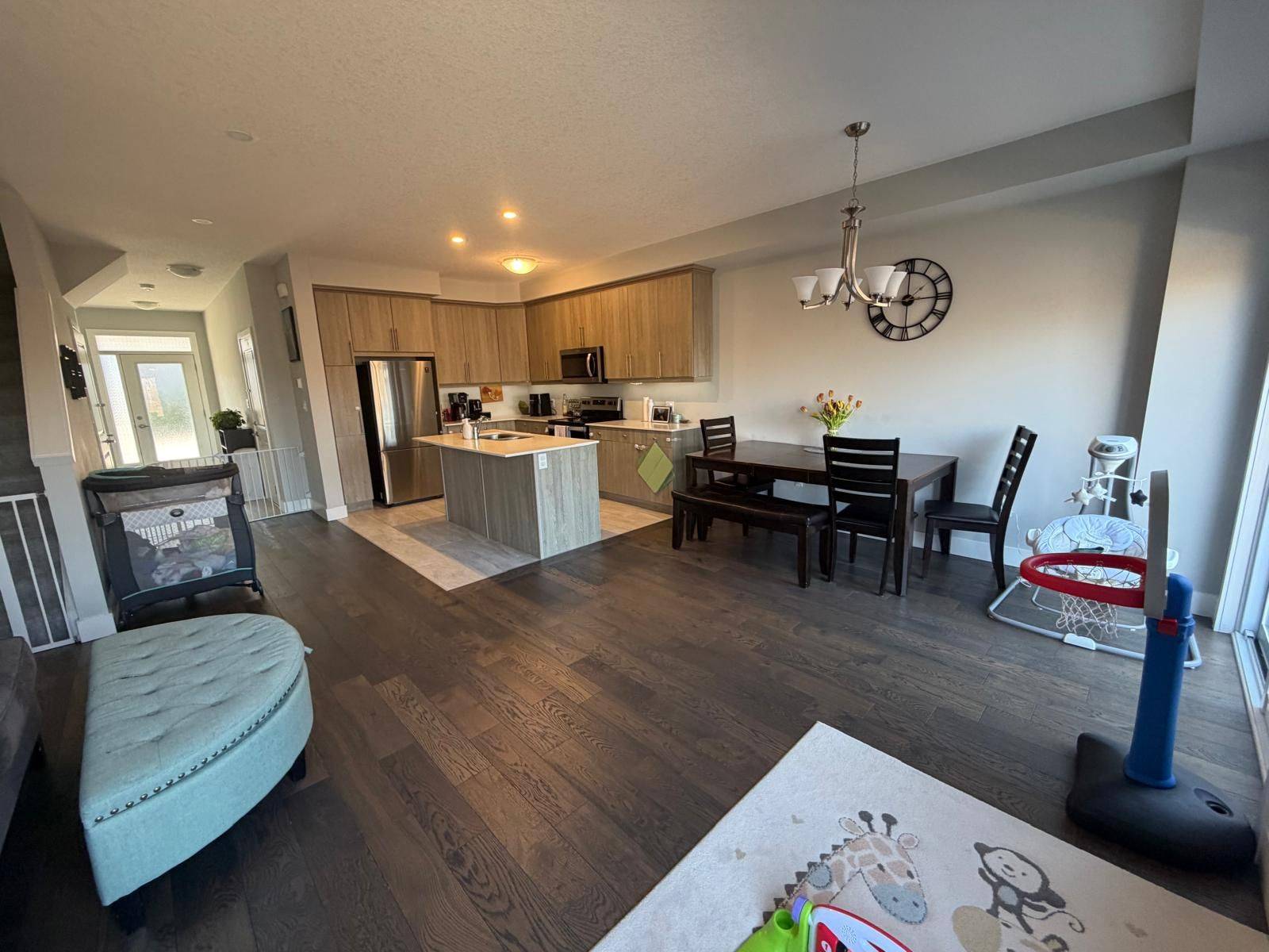 177 Edgevalley RD #126, London East, ON N5V 0C5