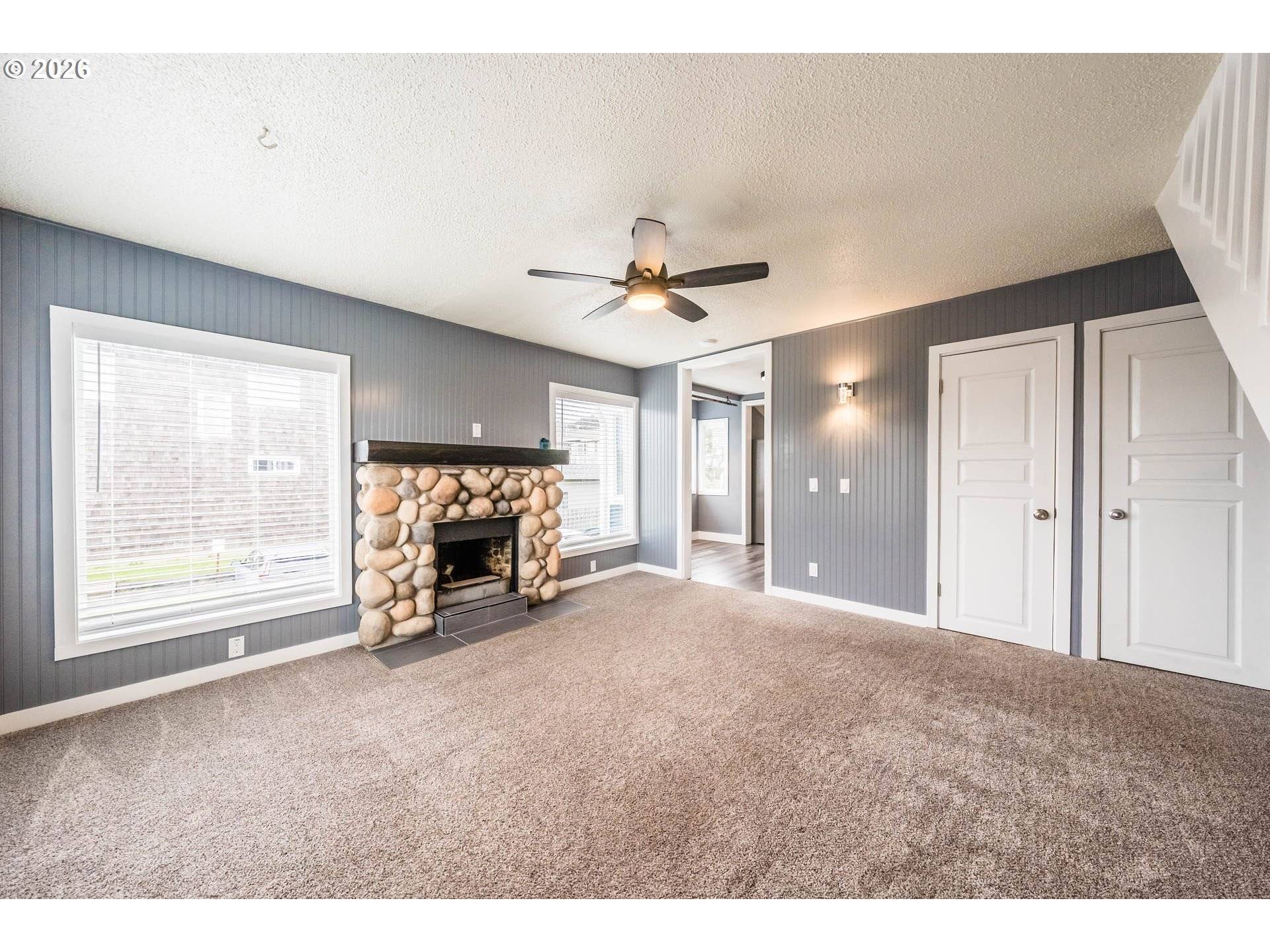 3310 NW JETTY AVE #2, Lincoln City, OR 97367