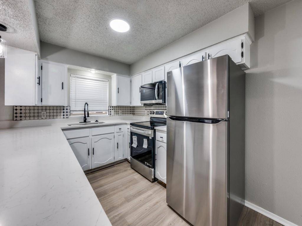 5402 Holly Trail, Arlington, TX 76016