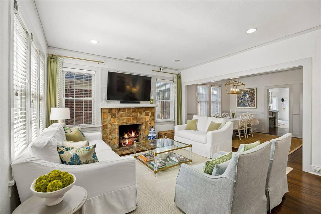 4318 Vandelia Street, Dallas, TX 75219