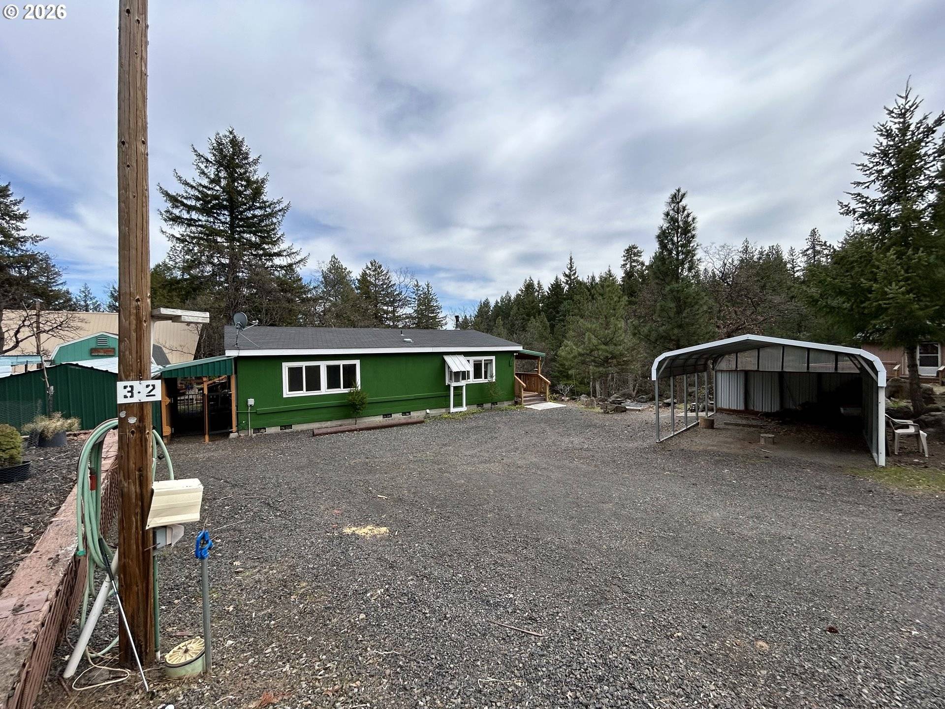 302 WILDCAT XING, Tygh Valley, OR 97063