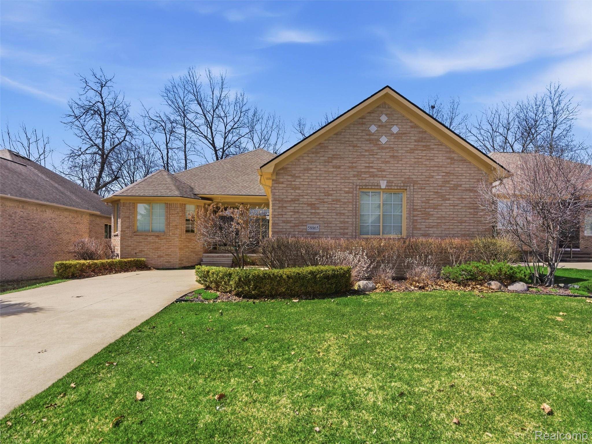 58865 Gallery CT, Washington Township, MI 48094