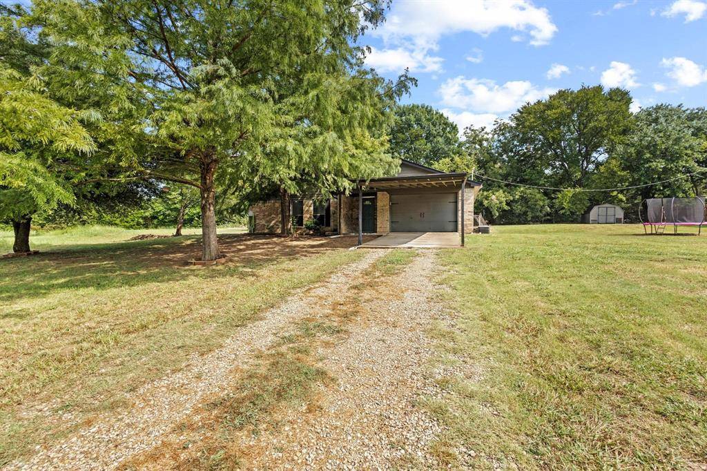 176 Blue Creek Circle, Sherman, TX 75090