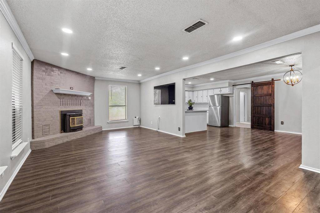 176 Blue Creek Circle, Sherman, TX 75090