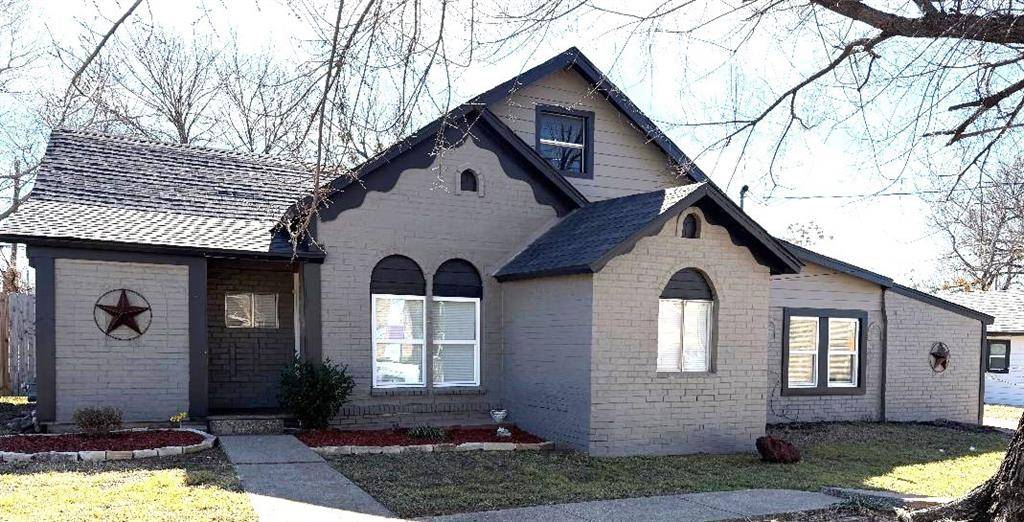 2010 Wesley Drive, Arlington, TX 76012