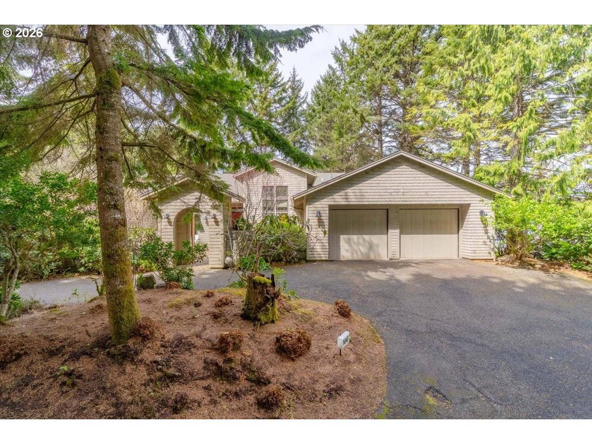108 RIDGE CREST RD, Gleneden Beach, OR 97388
