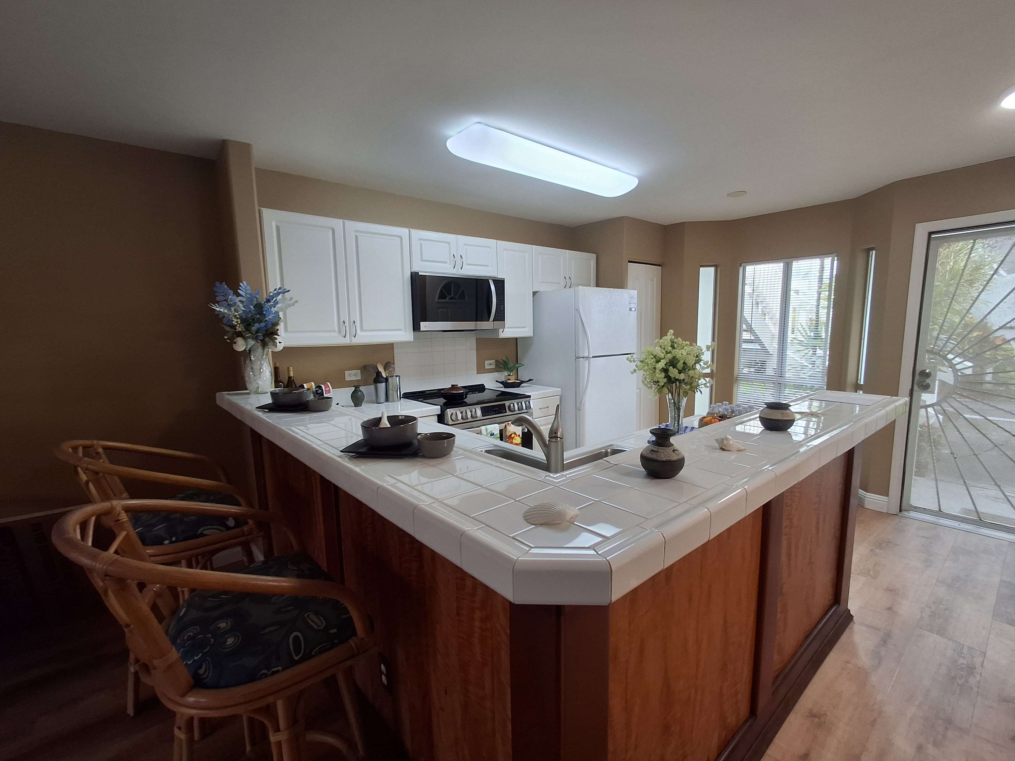 75-6081 ALII DR #LL103, Kailua Kona, HI 96740
