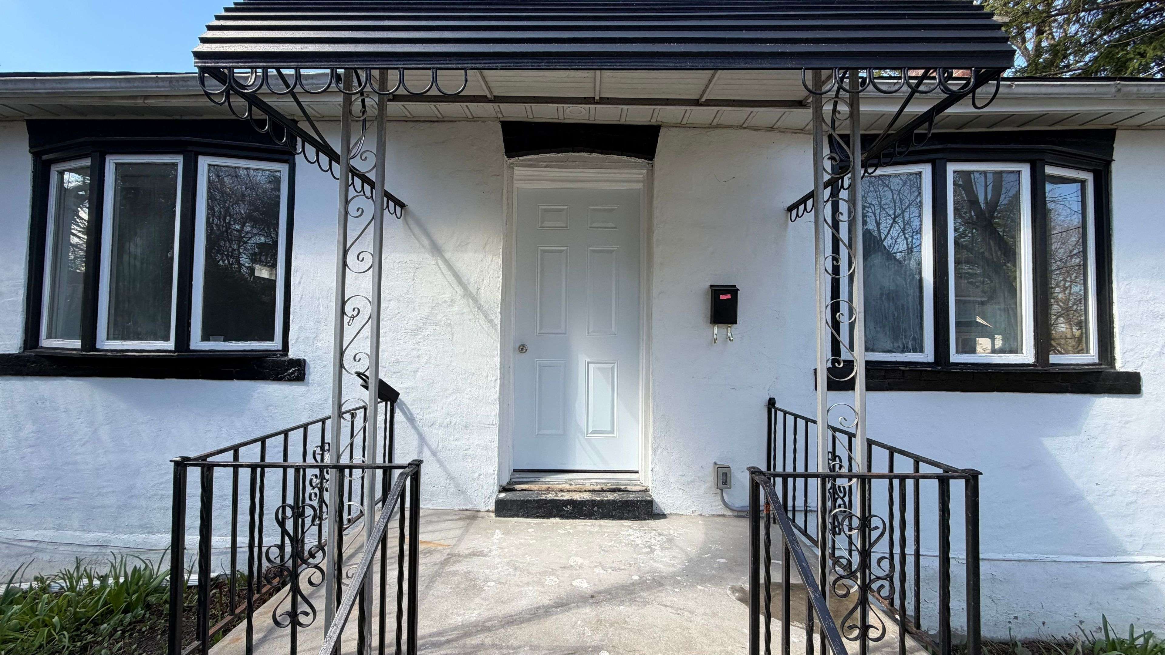 95 Roseview AVE, Richmond Hill, ON L4C 1C6