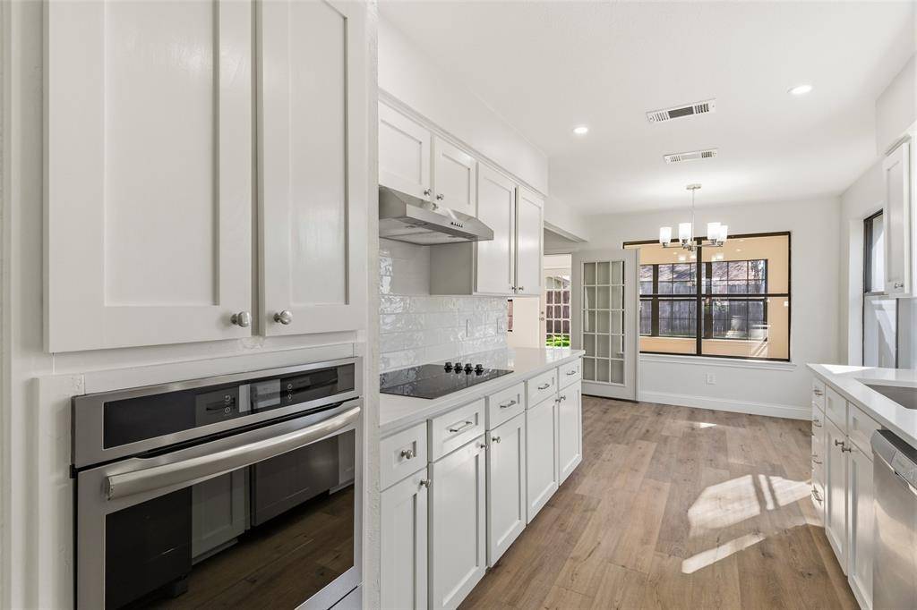 3801 Pleasant Wood Court, Arlington, TX 76016