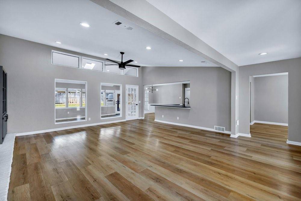 2809 Wood Wind Drive, Pantego, TX 76013