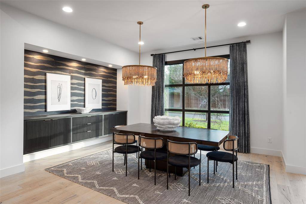 10652 Les Jardins Drive, Dallas, TX 75229