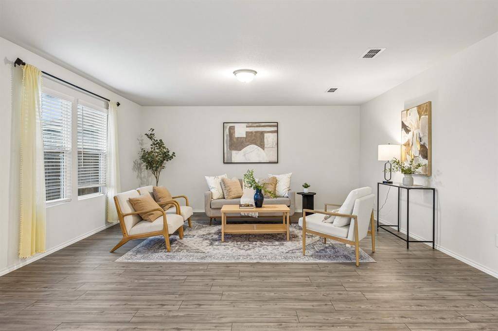 805 Harefield, Haslet, TX 76052