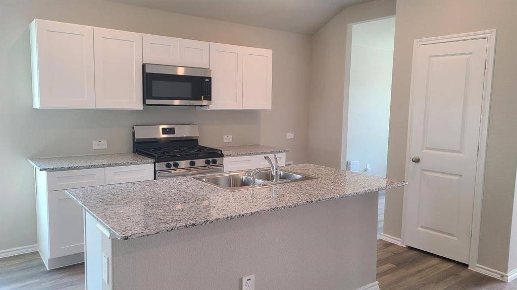 1512 TIN ROOF Road, Denton, TX 76249