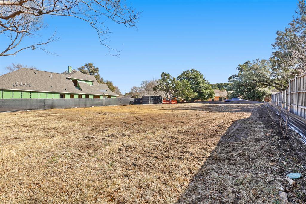 11211 Wonderland Trail, Dallas, TX 75229