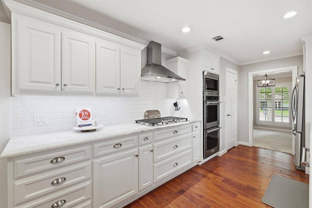 1000 Bert Drive, Arlington, TX 76012