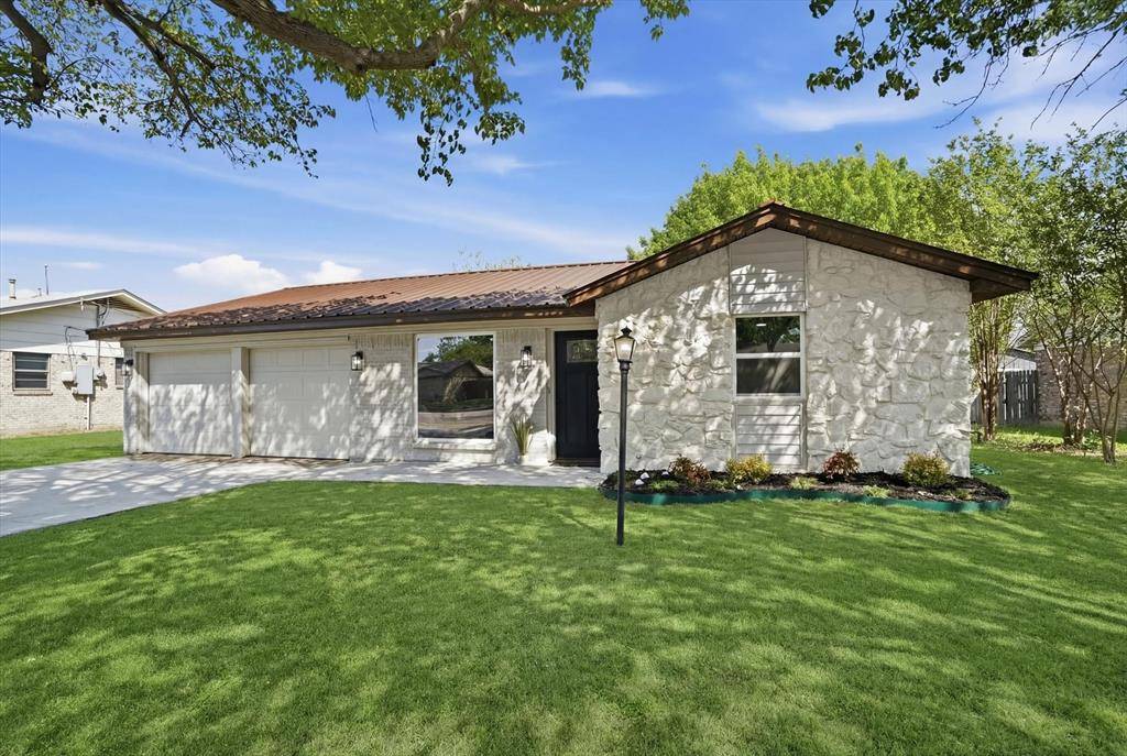 6024 Whitley Road, Watauga, TX 76148