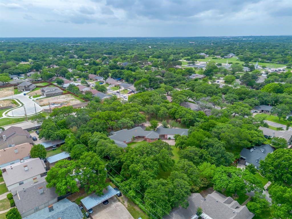 2215 California Lane, Arlington, TX 76015