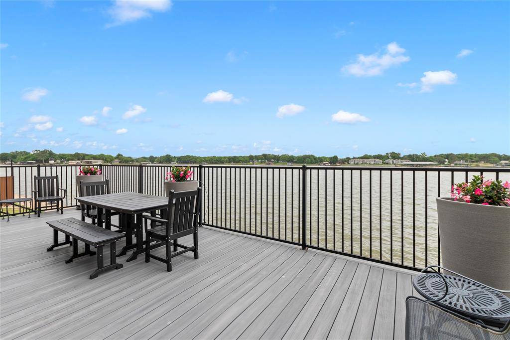 164 Marina Drive, Mabank, TX 75156