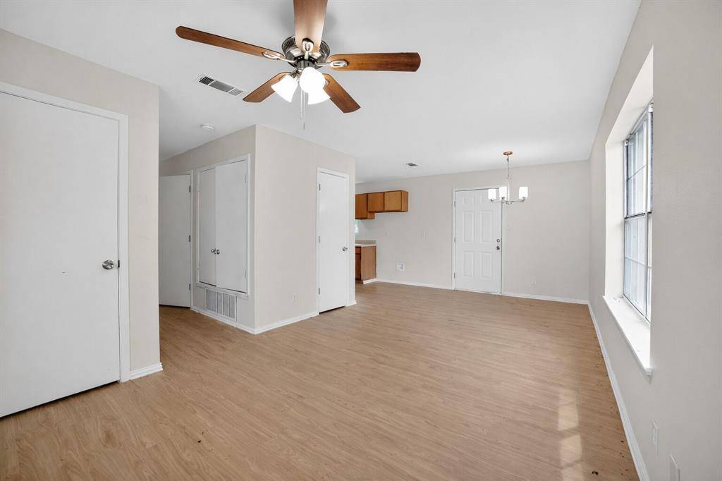 808 Park Street, Commerce, TX 75428