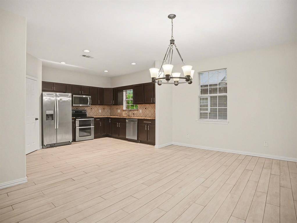 2446 Catherine Street, Dallas, TX 75211