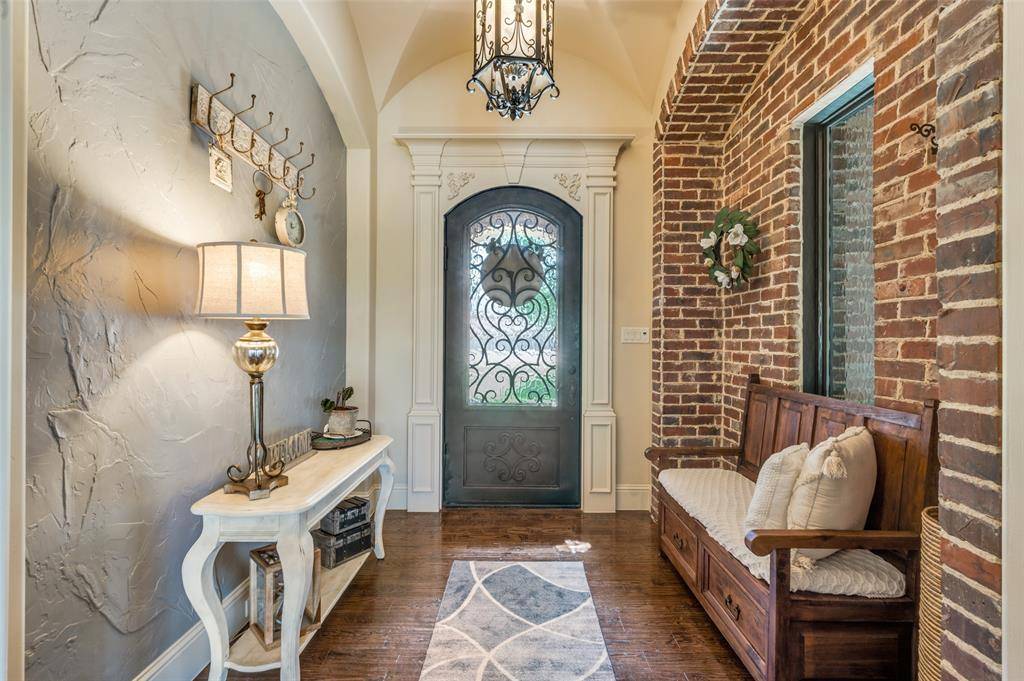 150 Hidden Valley Airpark, Shady Shores, TX 76208