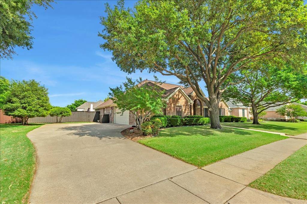 6012 Crestside Drive, Flower Mound, TX 75028