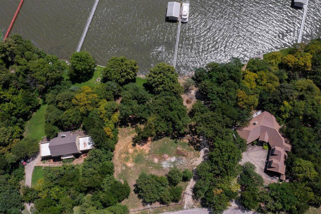 6 Eagle Pointe, Azle, TX 76020