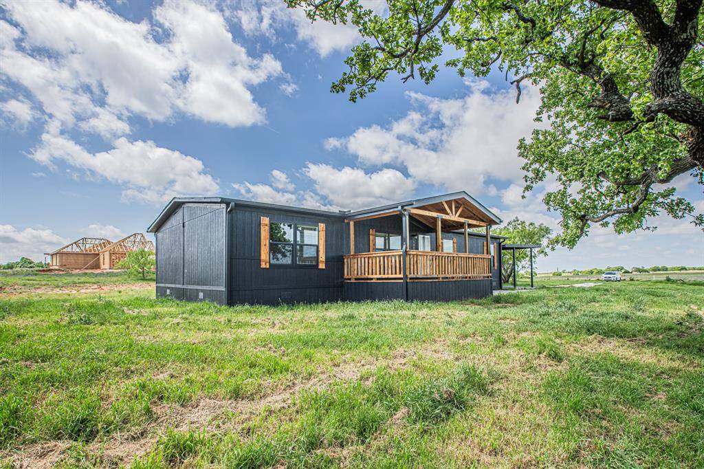 1000 Carnagie Road, Poolville, TX 76487