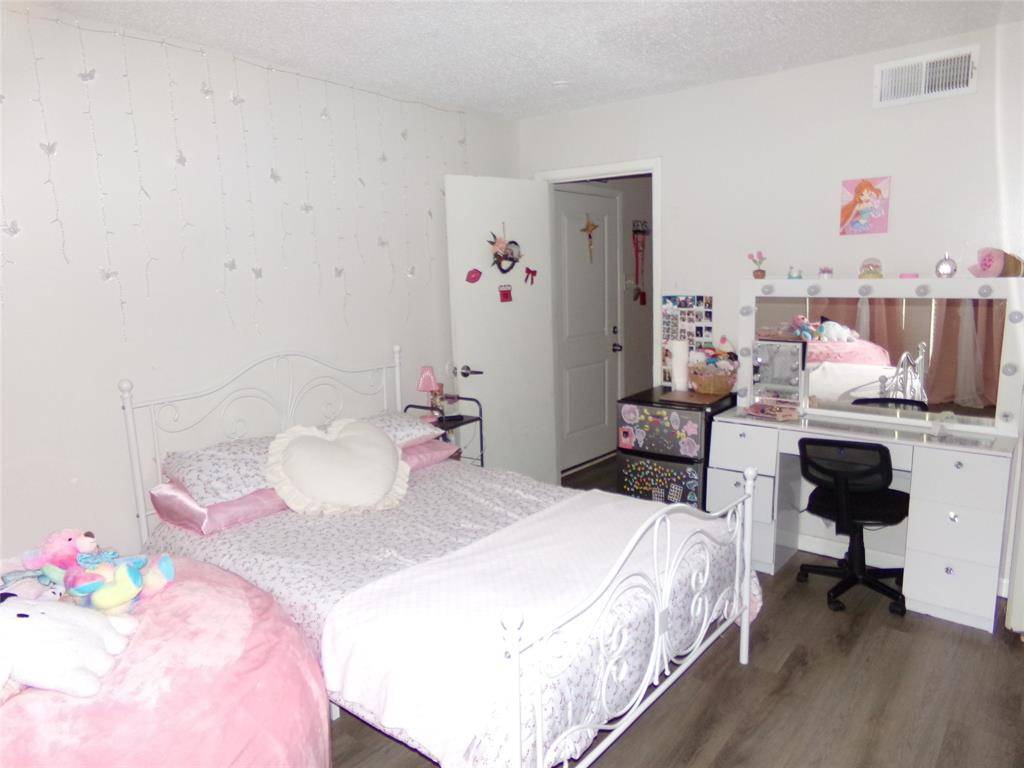 9954 Brockbank Drive, Dallas, TX 75220