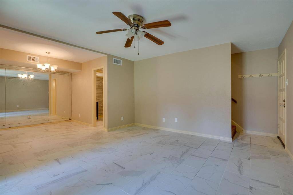 2809 Lineville Drive #105, Farmers Branch, TX 75234