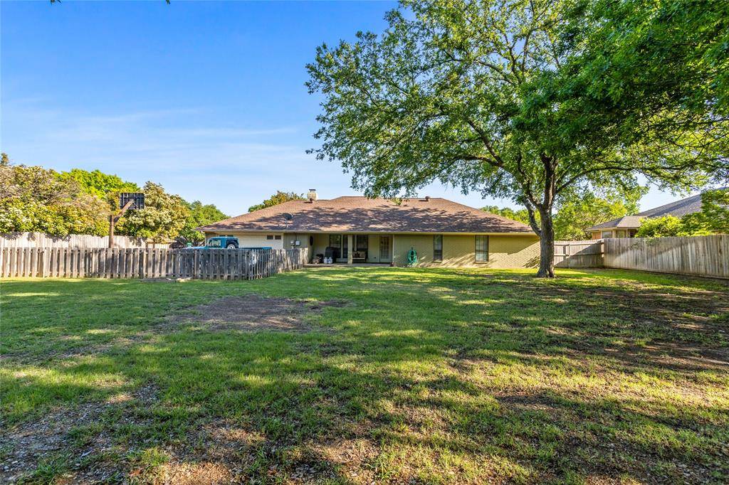 7000 Battle Creek Road, Fort Worth, TX 76116