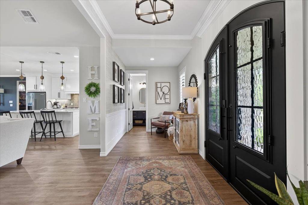 2044 Canyon Lake Road, Wills Point, TX 75169