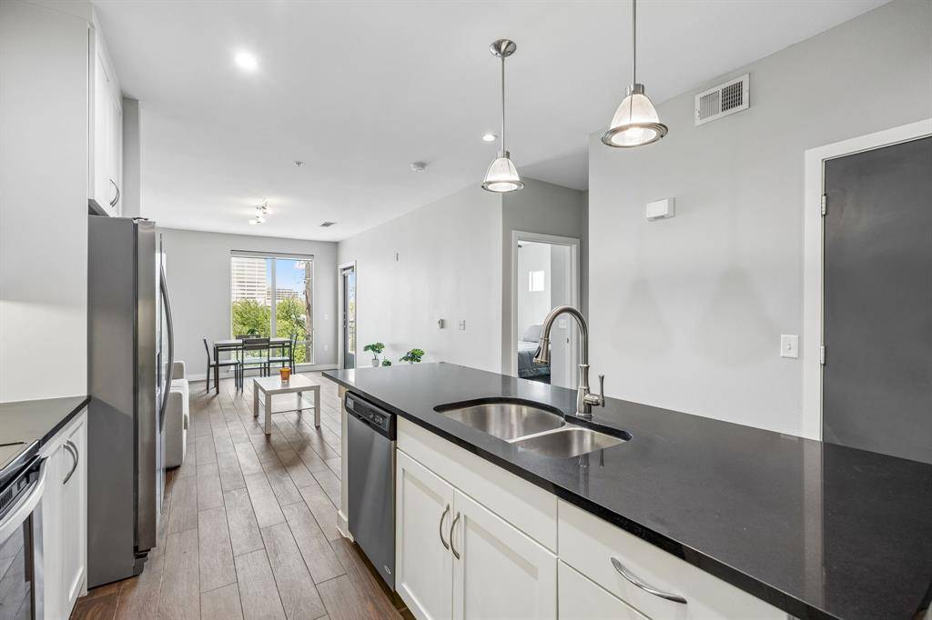 5609 Smu Boulevard #312, Dallas, TX 75206