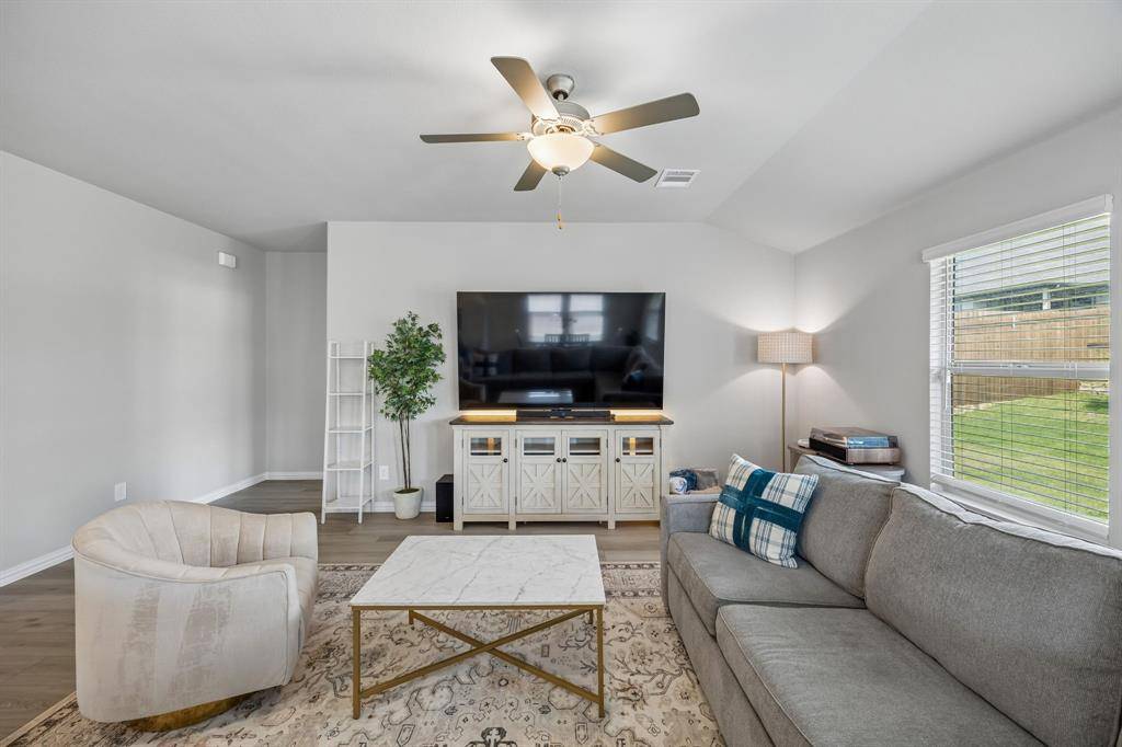 10620 Tuccenen Drive, Fort Worth, TX 76179