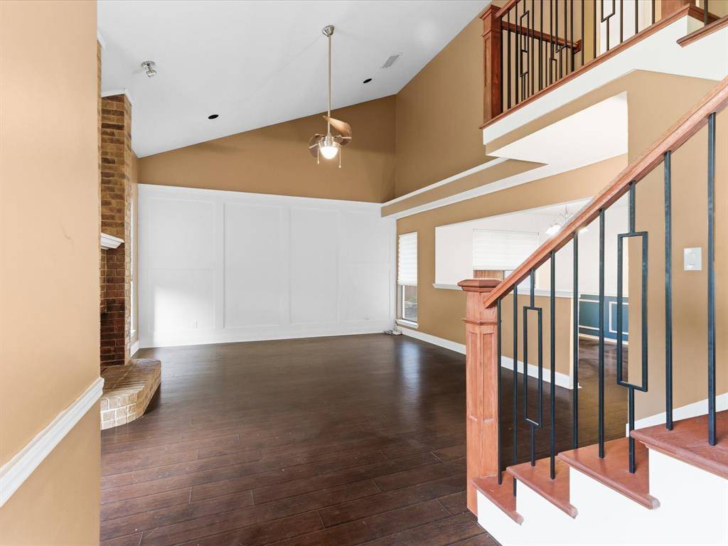 1522 Knollview Lane, Carrollton, TX 75007