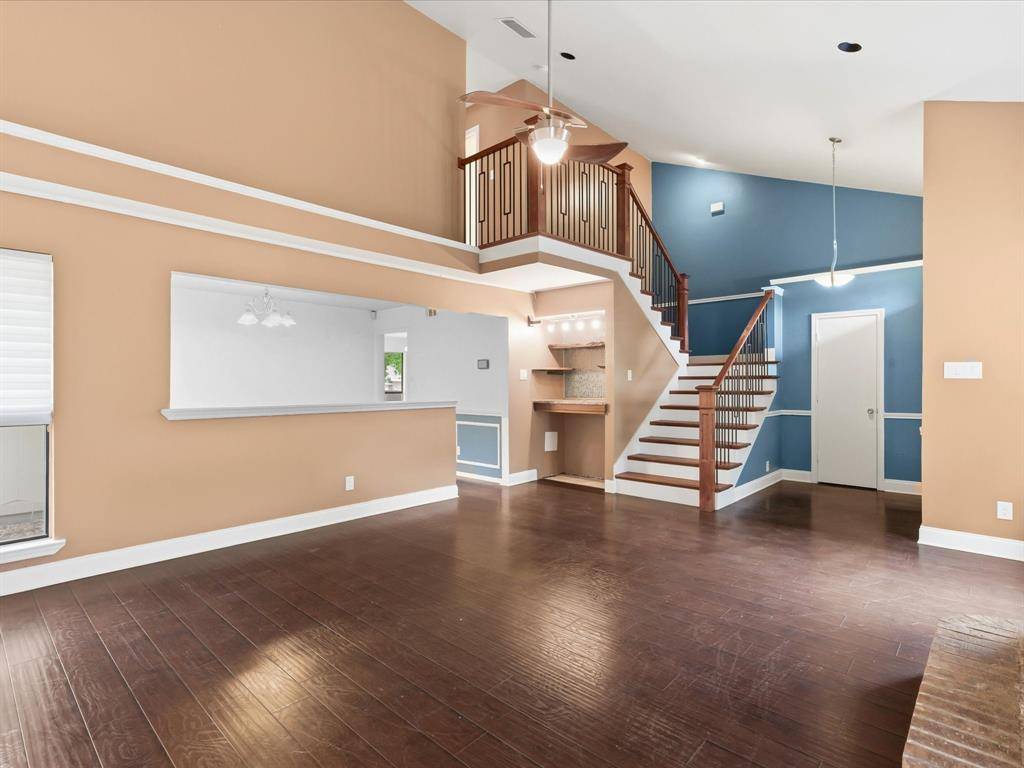 1522 Knollview Lane, Carrollton, TX 75007