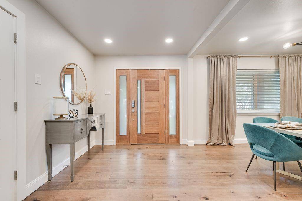 3645 Duchess Trail, Dallas, TX 75229