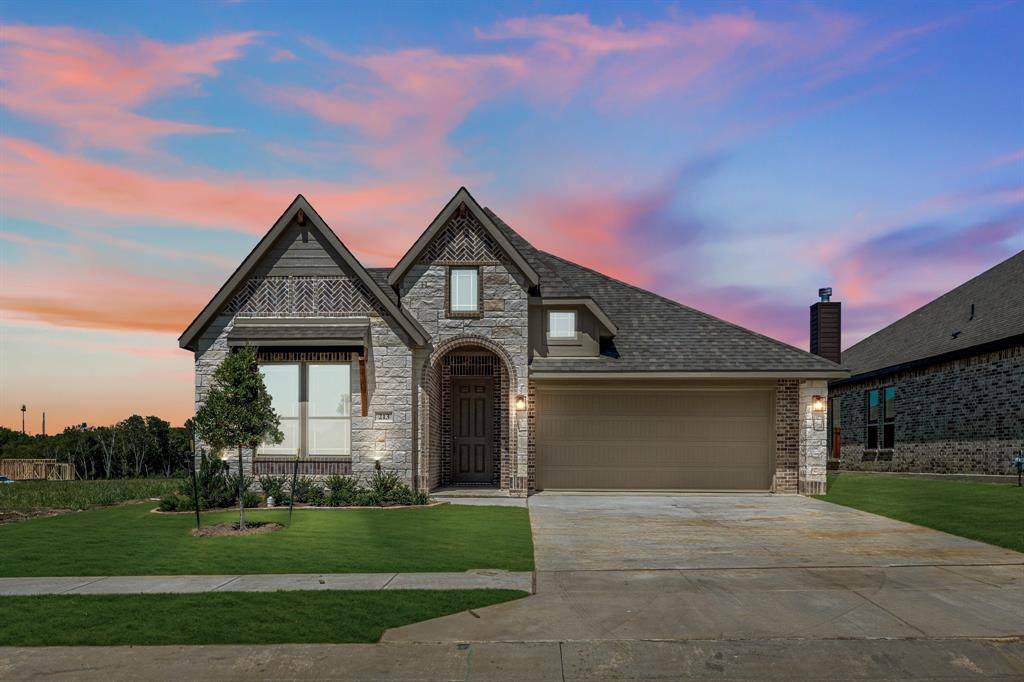 213 Seminole Trail, Alvarado, TX 76009