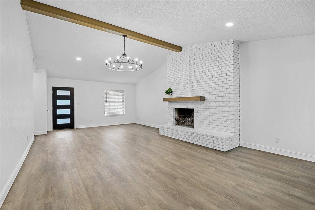 3524 Shady Valley Drive, Pantego, TX 76013