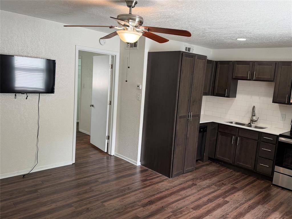 3914 Bowser Avenue #205, Dallas, TX 75219