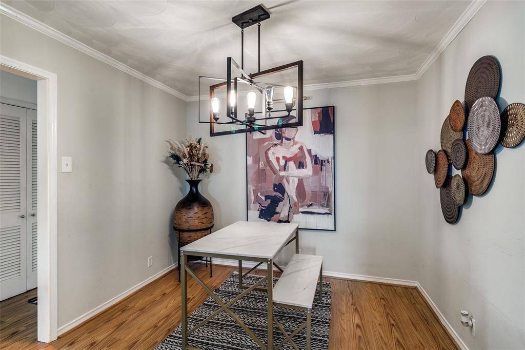 11315-11317 Lochwood Boulevard, Dallas, TX 75218