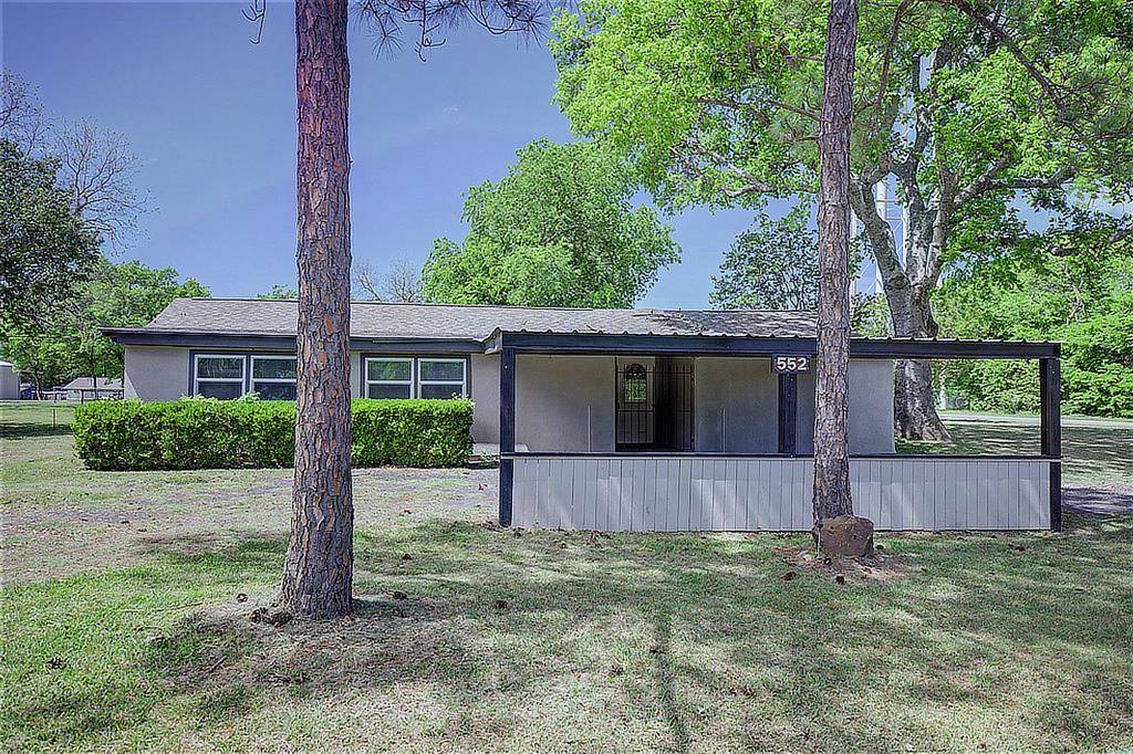 552 Oak Leaf Trail, East Tawakoni, TX 75472
