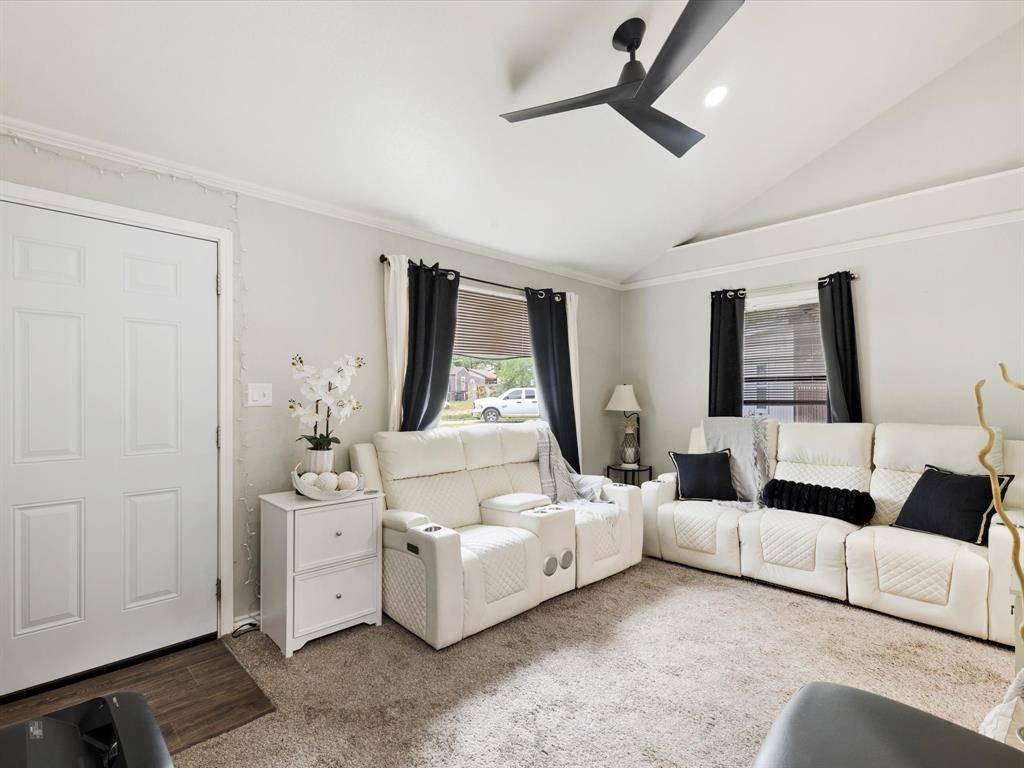 4654 Dilworth Court, Fort Worth, TX 76116