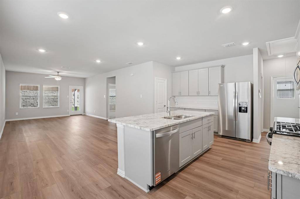 423 Dorothy Drive, Princeton, TX 75071